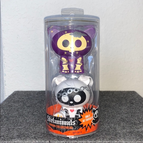 Skelanimals Vinyl Toy Set - Picture 1 of 16
